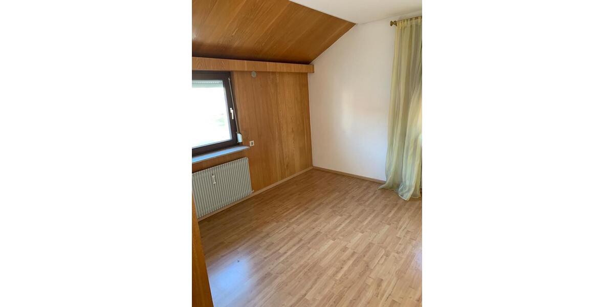 Maisonettenwohnung Albstadt - 5 Zimmer, 130 m&sup2;, 900&euro; | Angebot:26618468