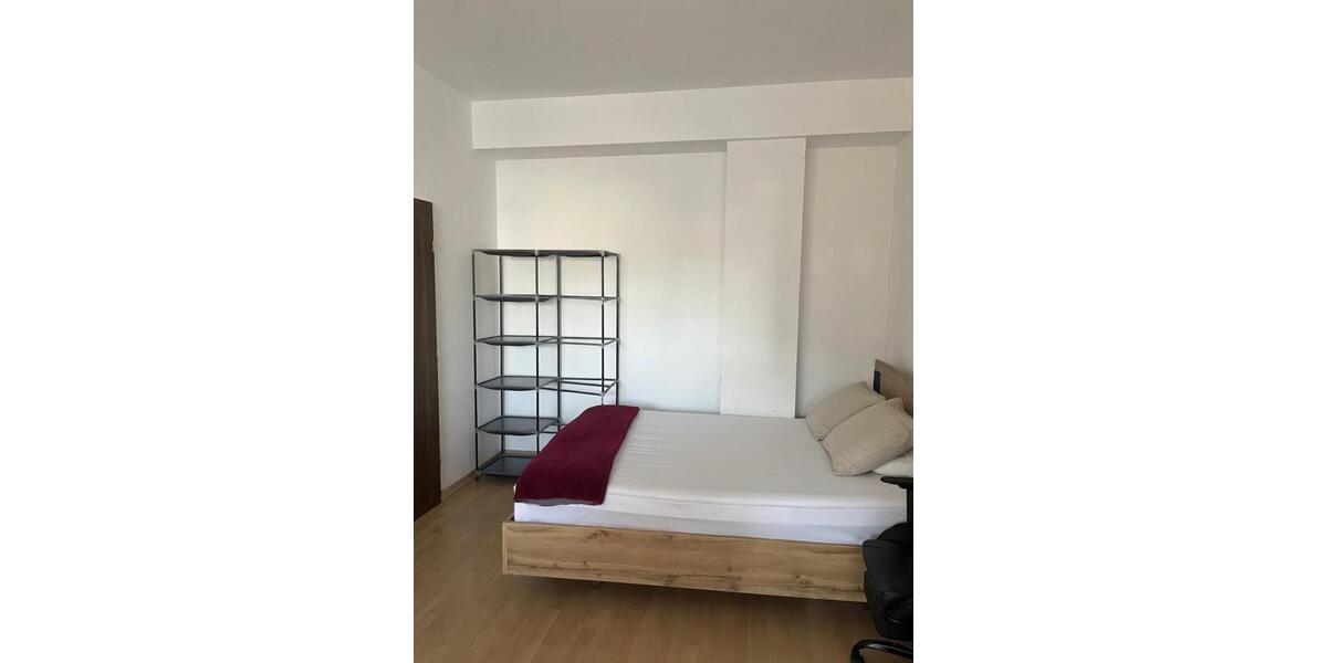 Wohnen auf Zeit Koblenz Bisholder - 5 Zimmer, 16 m&sup2;, 445&euro; | Angebot:25956540