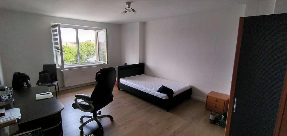 Etagenwohnung Forst (Lausitz) - 1 Zimmer, 36 m&sup2;, 285&euro; | Angebot:25839403
