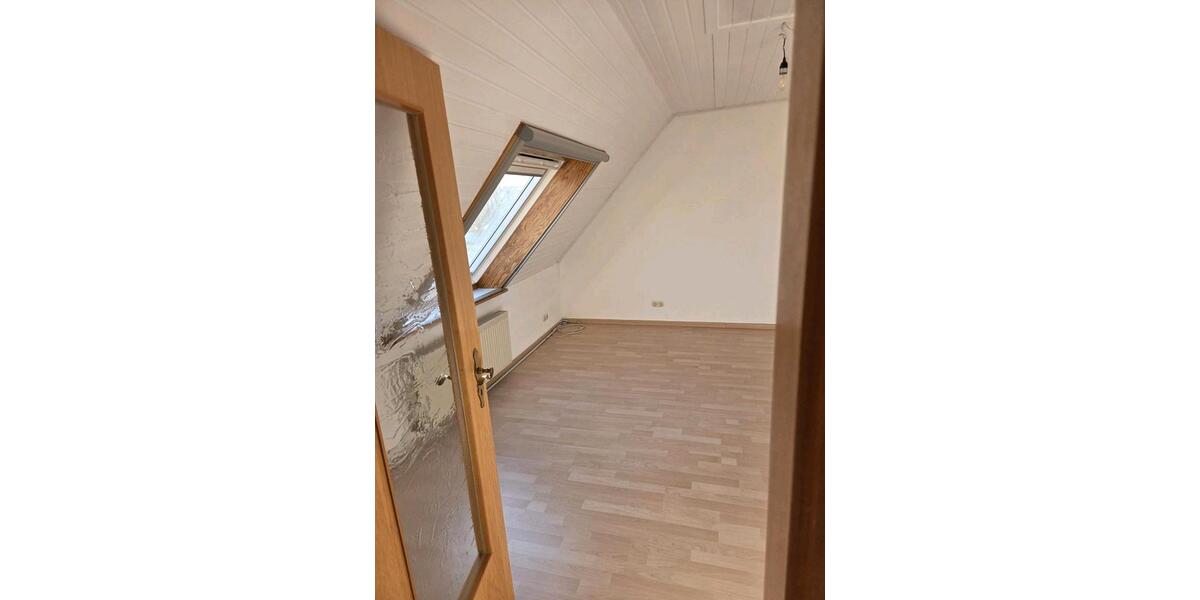 Dachgeschoßwohnung Liebenburg - 1 Zimmer, 45 m&sup2;, 400&euro; | Angebot:26236432