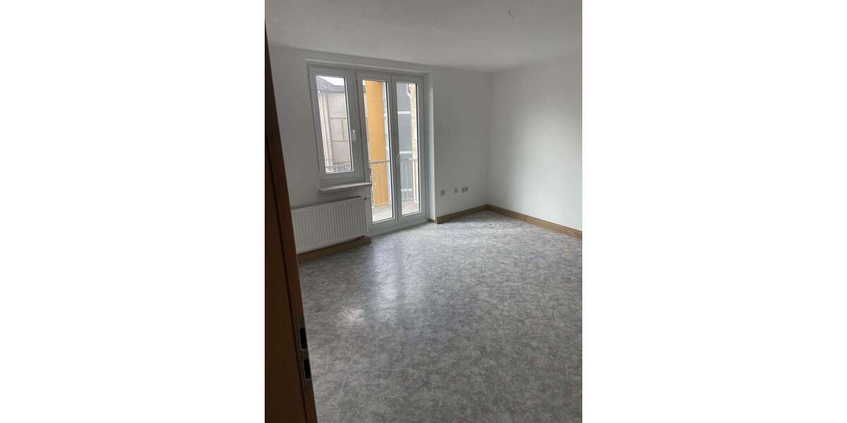 Etagenwohnung Kronach - 2 Zimmer, 44 m&sup2;, 360&euro; | Angebot:27097565