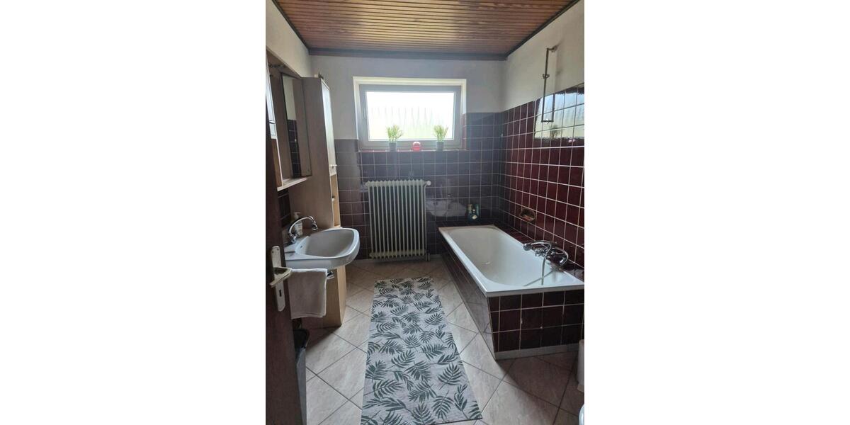 Bungalow Oldenburg Drielaker-Moor - 4 Zimmer, 130 m&sup2;, 1.650&euro; | Angebot:26004346