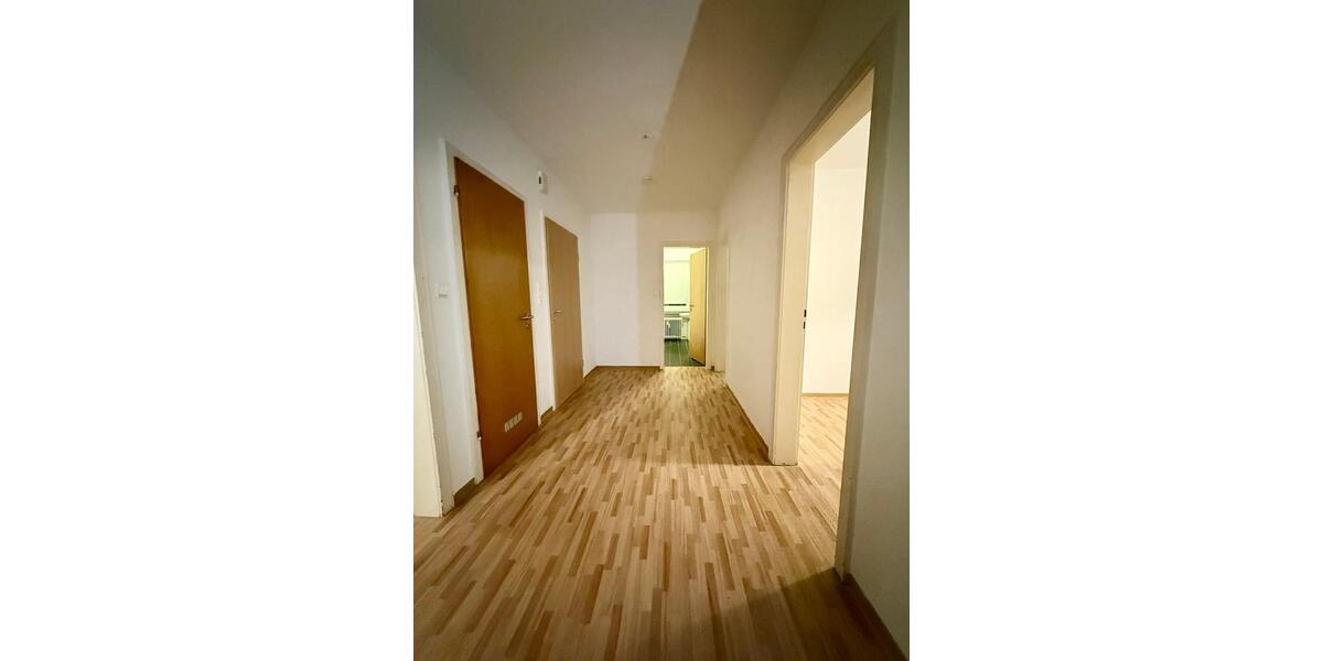 Etagenwohnung Versmold - 3 Zimmer, 73 m&sup2;, 750&euro; | Angebot:26441357
