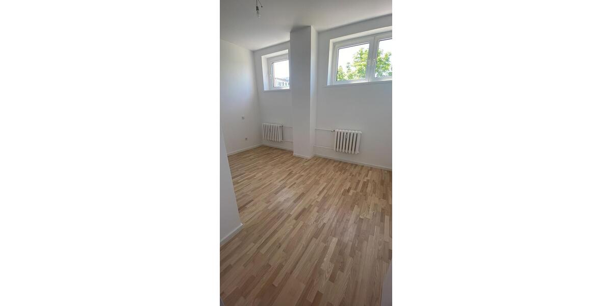 Erdgeschoßwohnung Frankfurt (Oder) - 2 Zimmer, 74 m&sup2;, 828&euro; | Angebot:20704680