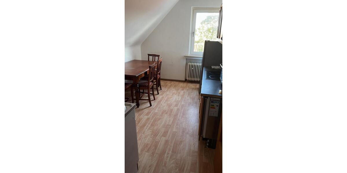 Wohnen auf Zeit Springe - 9 Zimmer, 250 m&sup2;, 15&euro; | Angebot:21582444