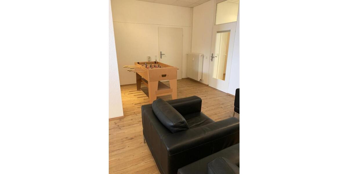 21 m² großes Zimmer in einer WG in Darmstadt. 21 zimmer