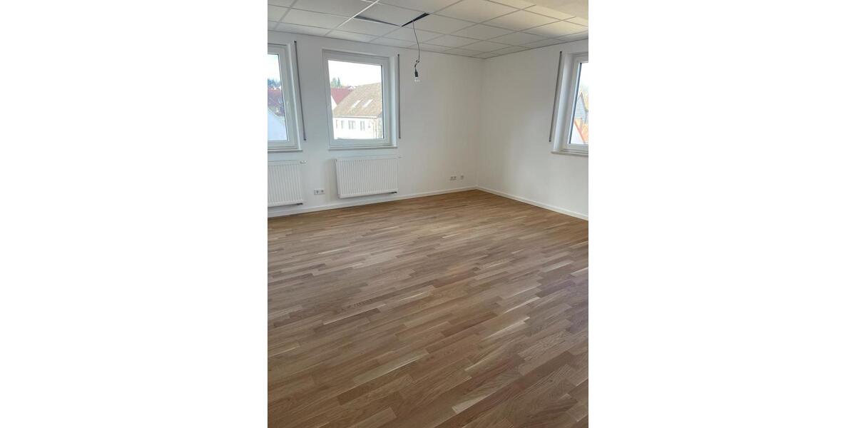 Etagenwohnung Rottenburg an der Laaber - 2 Zimmer, 70 m&sup2;, 630&euro; | Angebot:24816651