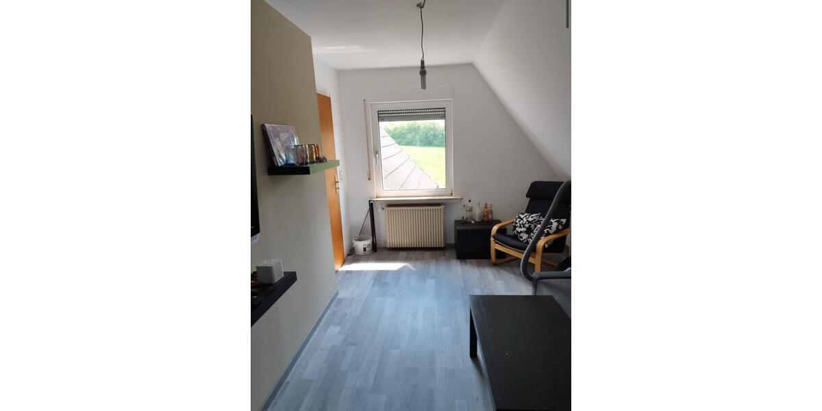 Einfamilienhaus Meinerzhagen - 7 Zimmer, 176 m&sup2;, 1.320&euro; | Angebot:26623926
