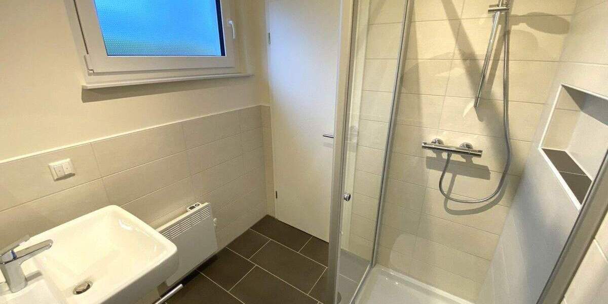 Doppelhaushälfte Ellingen - 4 Zimmer, 127 m&sup2;, 1.650&euro; | Angebot:24648112