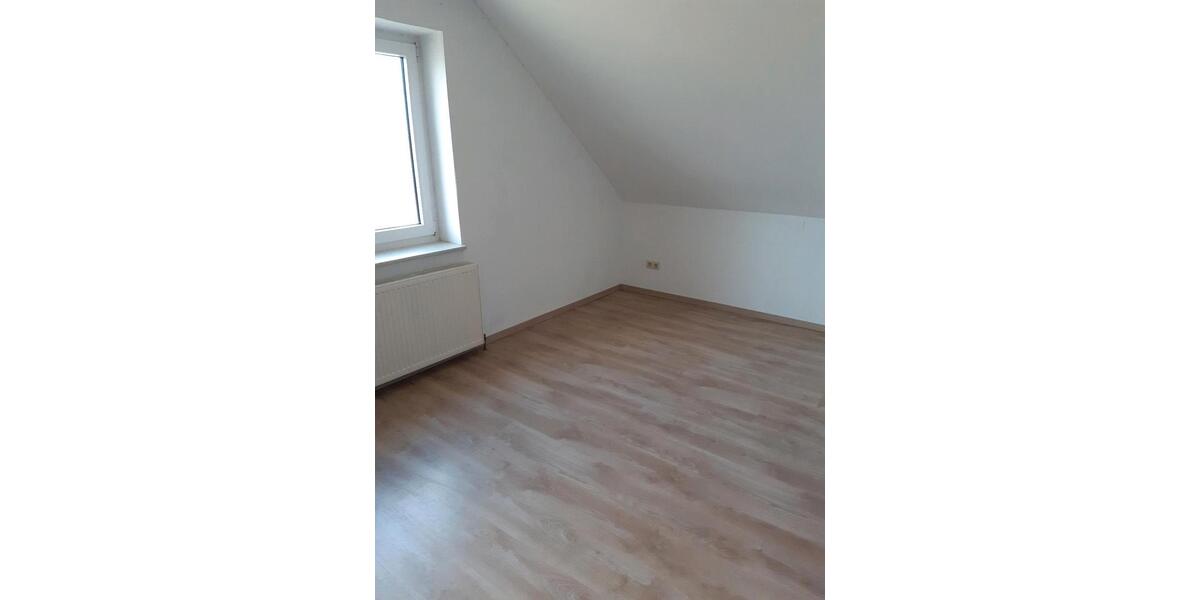 Dachgeschoßwohnung Ihlienworth - 2 Zimmer, 55 m&sup2;, 495&euro; | Angebot:25995440
