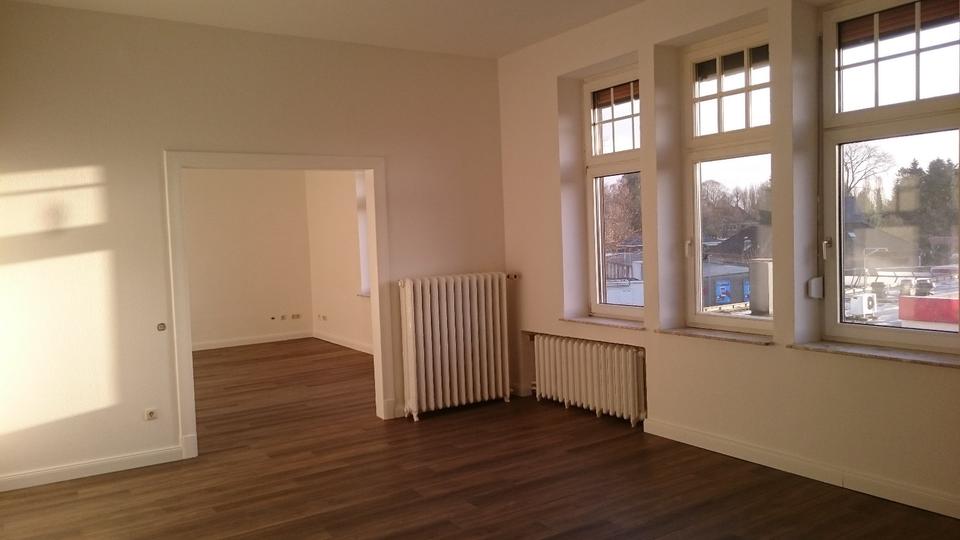 Etagenwohnung Varel - 5 Zimmer, 130 m&sup2;, 950&euro; | Angebot:24570529