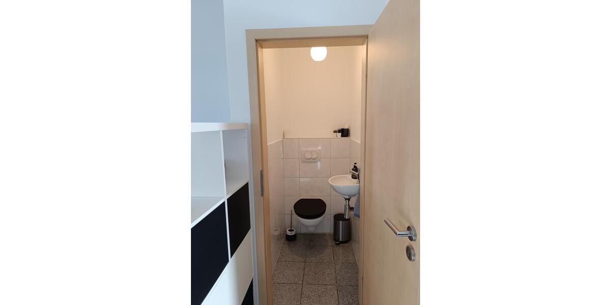 Hochparterre Neuffen - 2 Zimmer, 80 m&sup2;, 810&euro; | Angebot:24495538