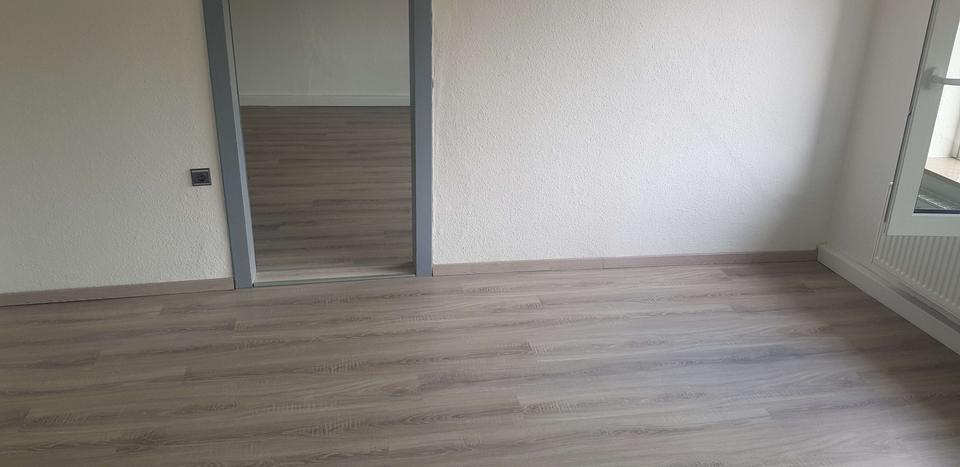 Etagenwohnung Nienburg (Weser) - 3 Zimmer, 80 m&sup2;, 690&euro; | Angebot:26382260