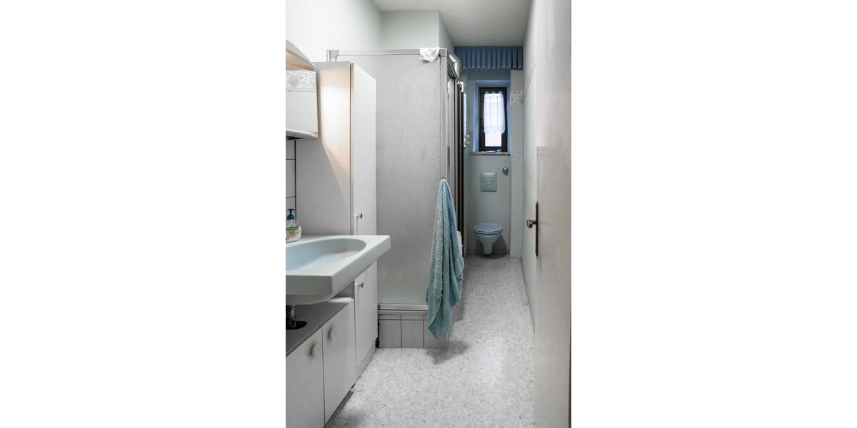 Etagenwohnung Neunkirchen - 1 Zimmer, 80 m&sup2;, 750&euro; | Angebot:26145442