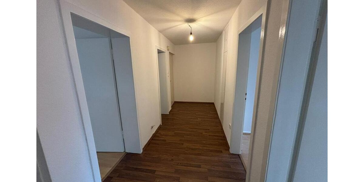 Etagenwohnung Essen Südviertel - 3 Zimmer, 64 m&sup2;, 640&euro; | Angebot:25297508