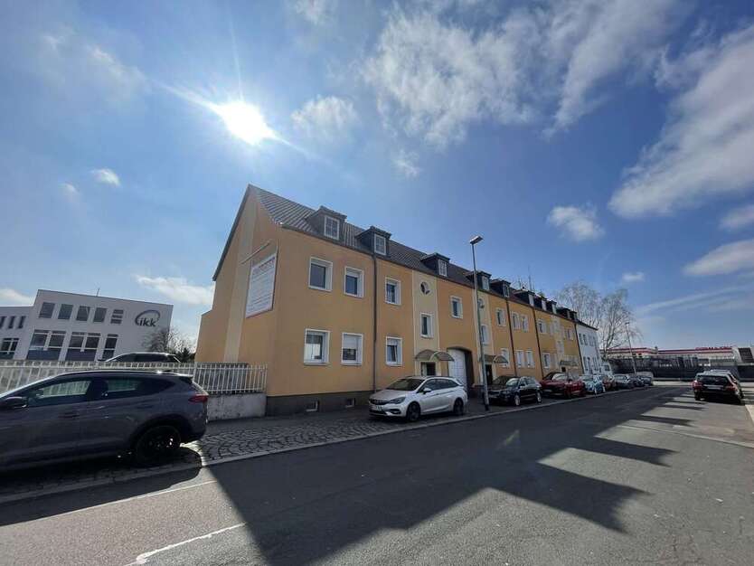Büro mit großem Lager Werkstatt in ruhiger Lage in Magdeburg!