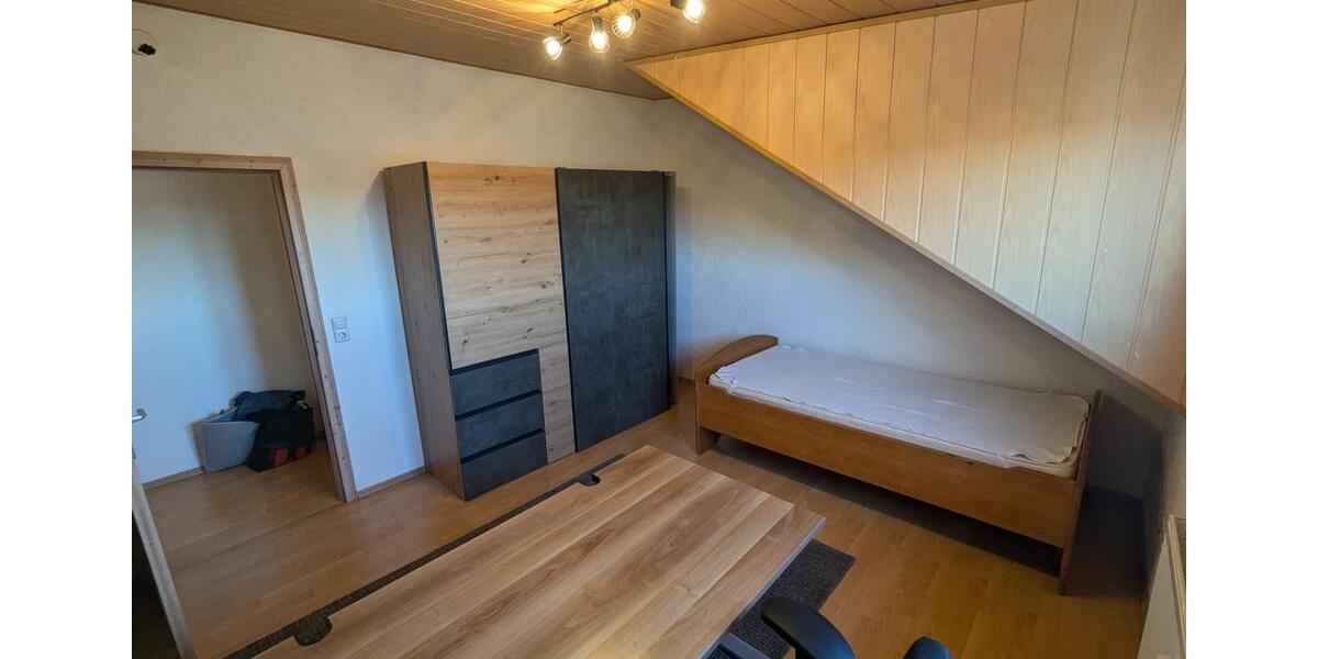 Dachgeschoßwohnung Schwetzingen - 2 Zimmer, 66 m&sup2;, 950&euro; | Angebot:25294143