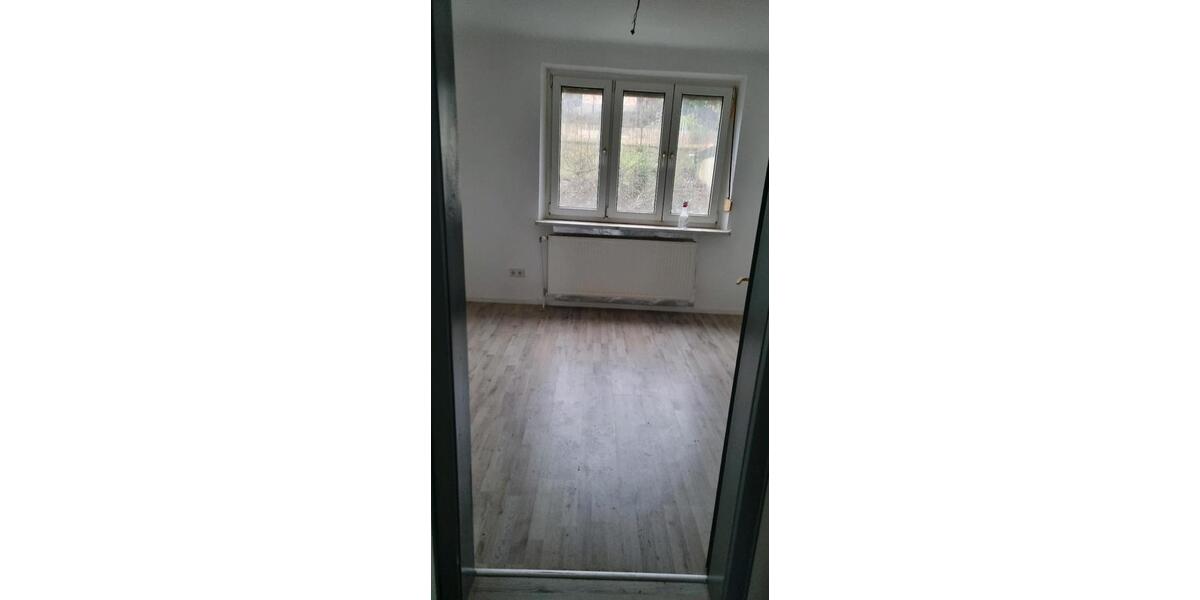 Erdgeschoßwohnung Friedrichsthal - 3 Zimmer, 80 m&sup2;, 600&euro; | Angebot:25224736