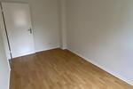 **FRISCH SANIERT**HELLE RÄUME UND RUHIGER WOHNGEGEND!** zimmer