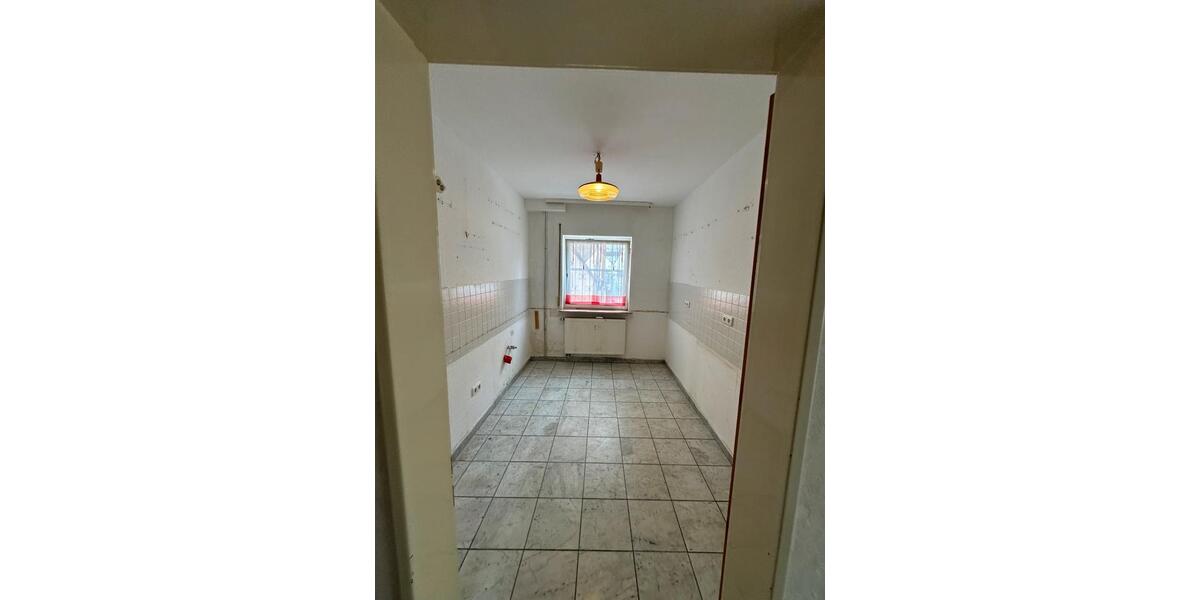Erdgeschoßwohnung Ortenberg - 4 Zimmer, 120 m&sup2;, 900&euro; | Angebot:26479833