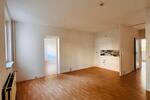Etagenwohnung Suhl - 4 Zimmer, 68 m&sup2;, 360&euro; | Angebot:23843034