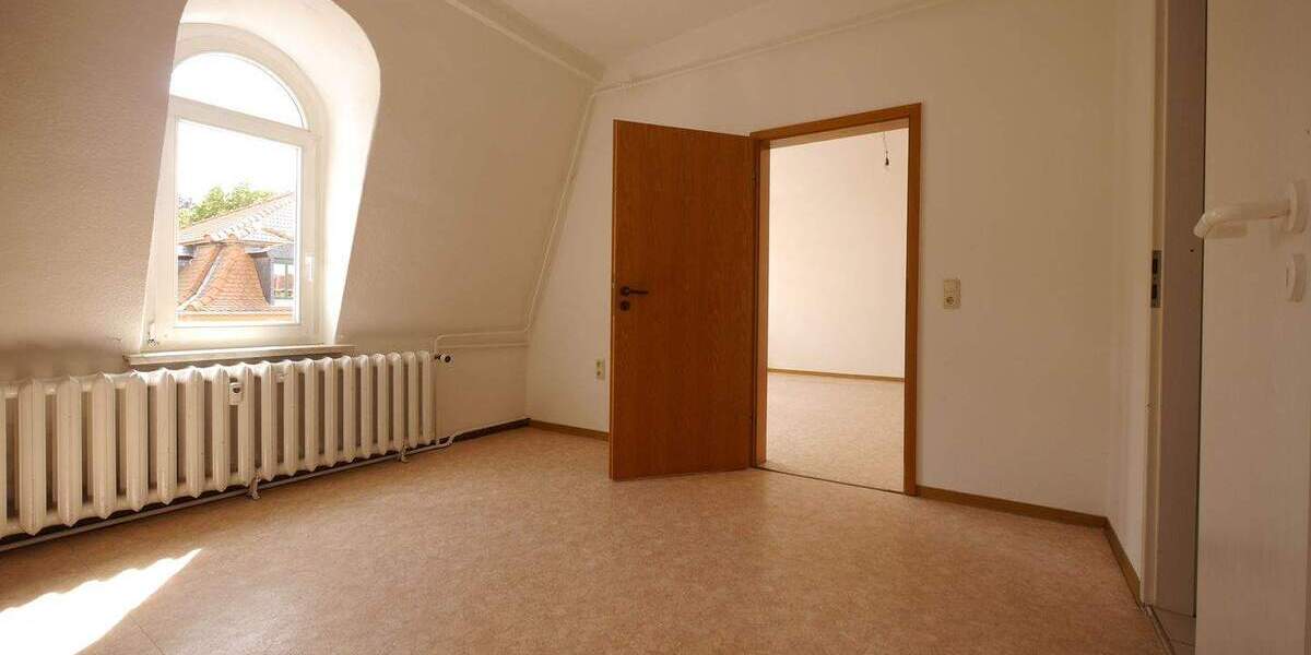 Etagenwohnung Weimar Westvorstadt - 2 Zimmer, 41 m&sup2;, 375&euro; | Angebot:25927308