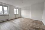 Etagenwohnung Bitterfeld Wolfen - 2 Zimmer, 65 m&sup2;, 455&euro; | Angebot:25704656