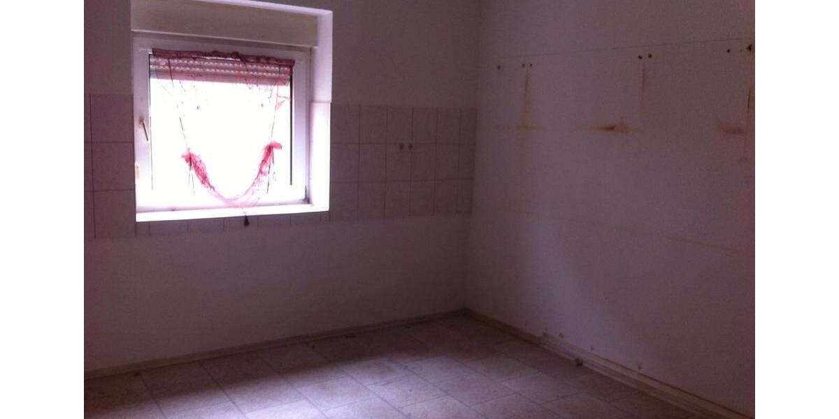 Dachgeschoßwohnung Pirmasens - 2 Zimmer, 49 m&sup2;, 261&euro; | Angebot:26566720