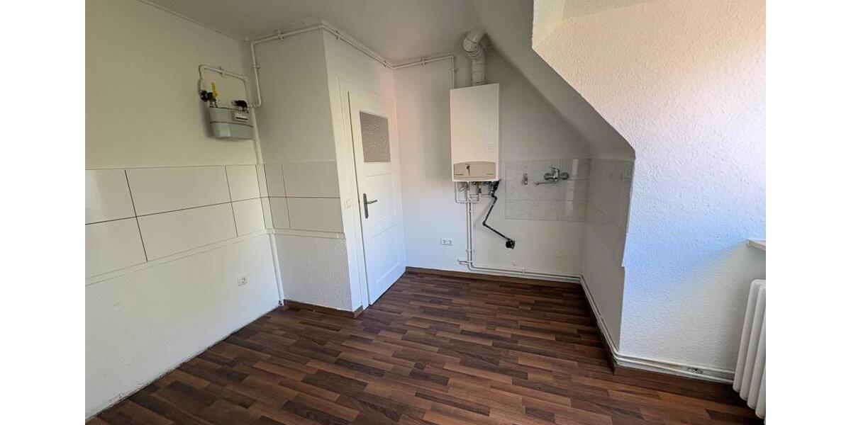 Dachgeschoßwohnung Wilhelmshaven - 3 Zimmer, 51 m&sup2;, 372&euro; | Angebot:26151698