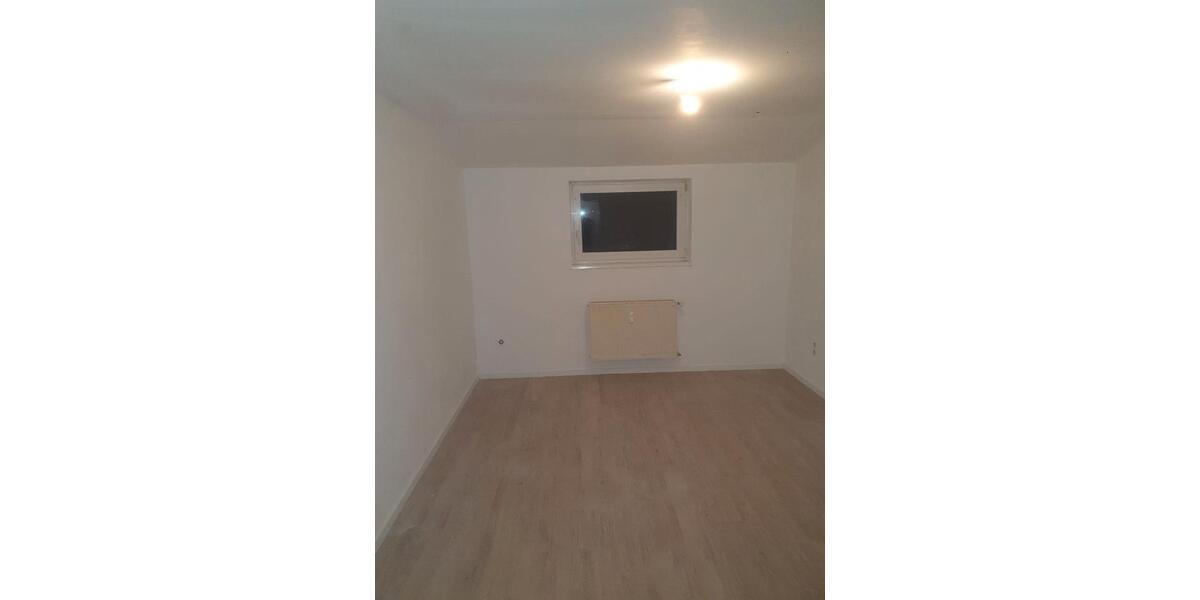 Dachgeschoßwohnung Kirchheimbolanden - 3 Zimmer, 73 m&sup2;, 800&euro; | Angebot:26335201