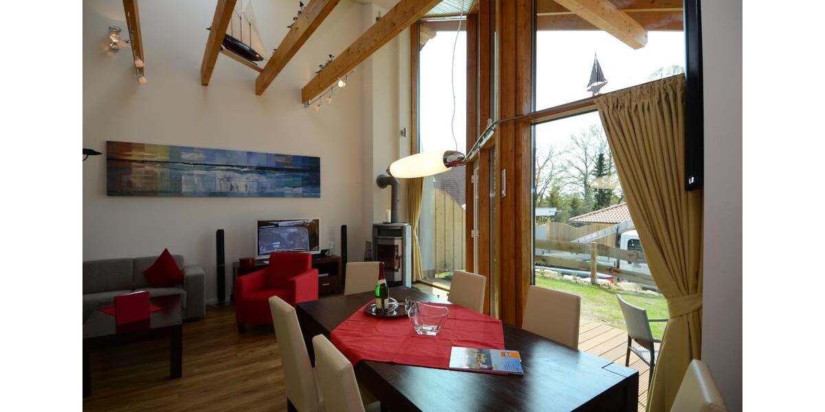 Mehrfamilienhaus, Wohnhaus Sellin - 4 Zimmer, 66 m&sup2;, 1.120&euro; | Angebot:25917714