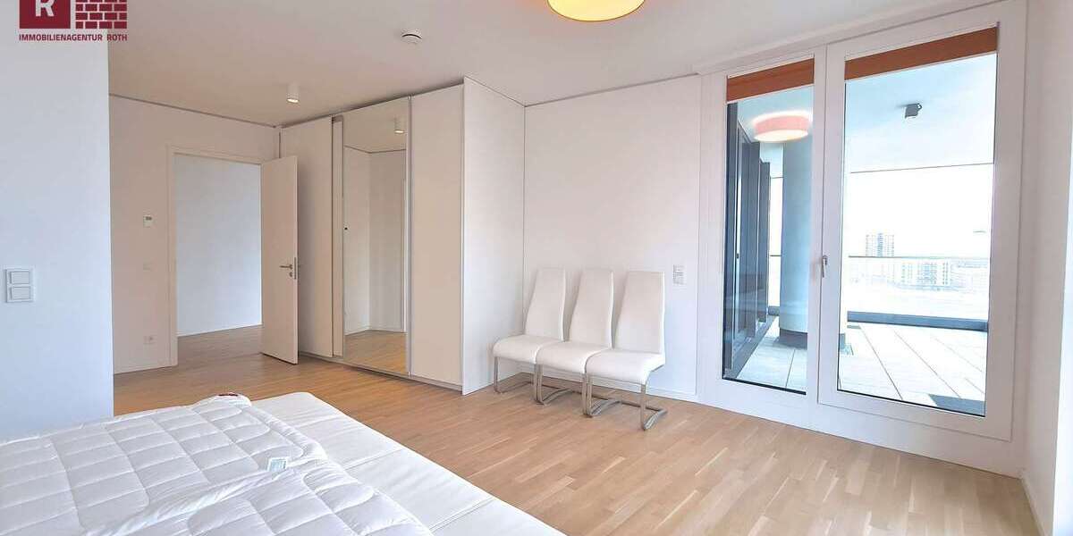 Etagenwohnung Frankfurt Bockenheim - 3 Zimmer, 125 m&sup2;, 2.250&euro; | Angebot:26189548