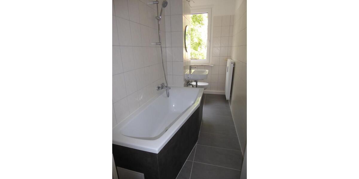 Erdgeschoßwohnung Bernburg (Saale) - 3 Zimmer, 58 m&sup2;, 329&euro; | Angebot:25540619