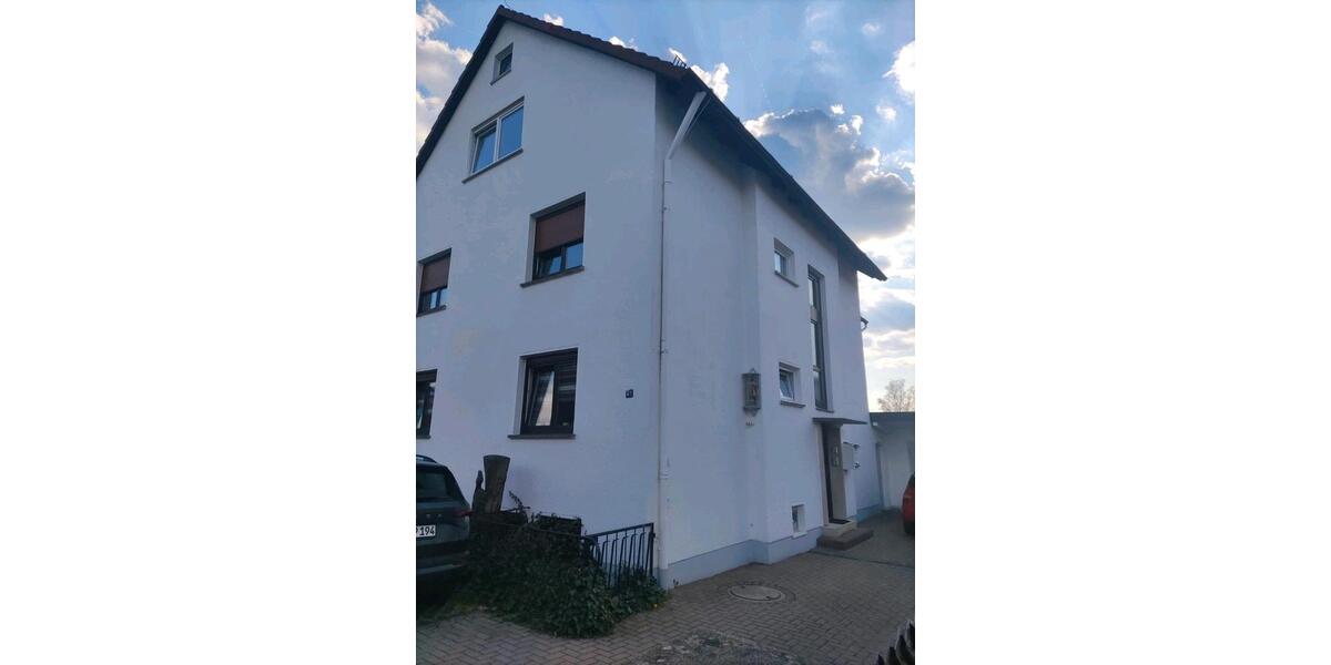 Etagenwohnung Kronach - 3 Zimmer, 87 m&sup2;, 783&euro; | Angebot:26041357