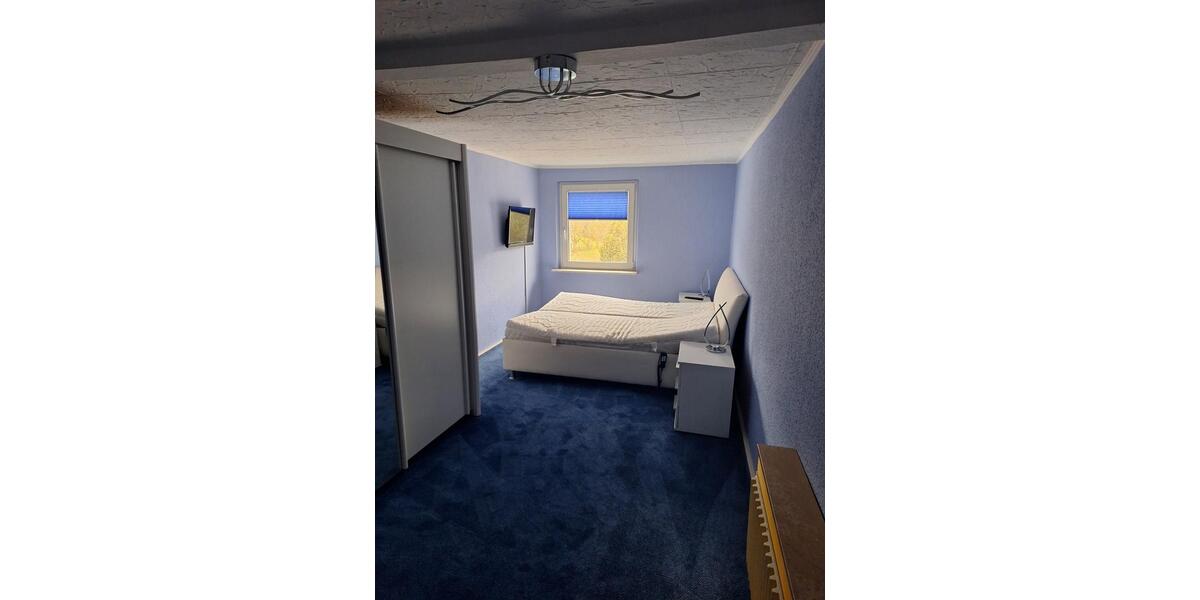 Dachgeschoßwohnung Pößneck - 2.5 Zimmer, 60 m&sup2;, 750&euro; | Angebot:24672571