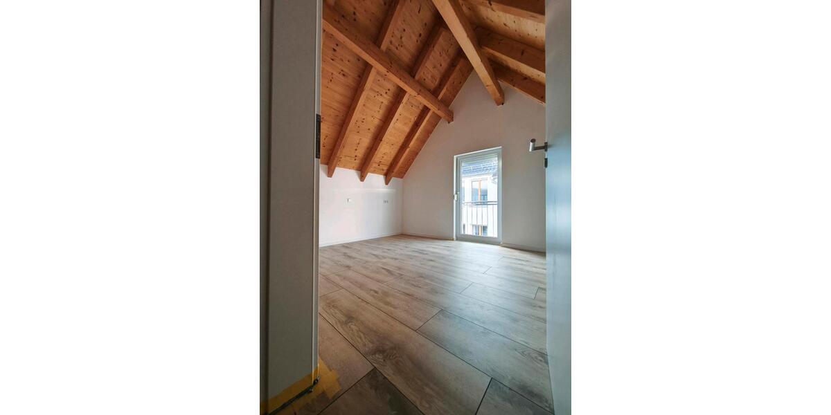 Hochwertig saniertes Stadthaus | 4 Zimmer | 106 m² | RT-Mitte 4 zimmer