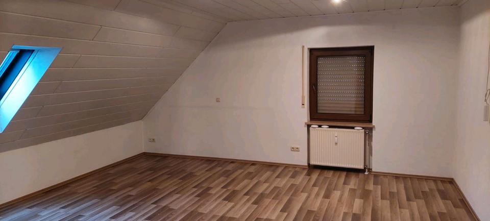 Etagenwohnung Bad Kissingen - 5 Zimmer, 130 m&sup2;, 850&euro; | Angebot:26102527