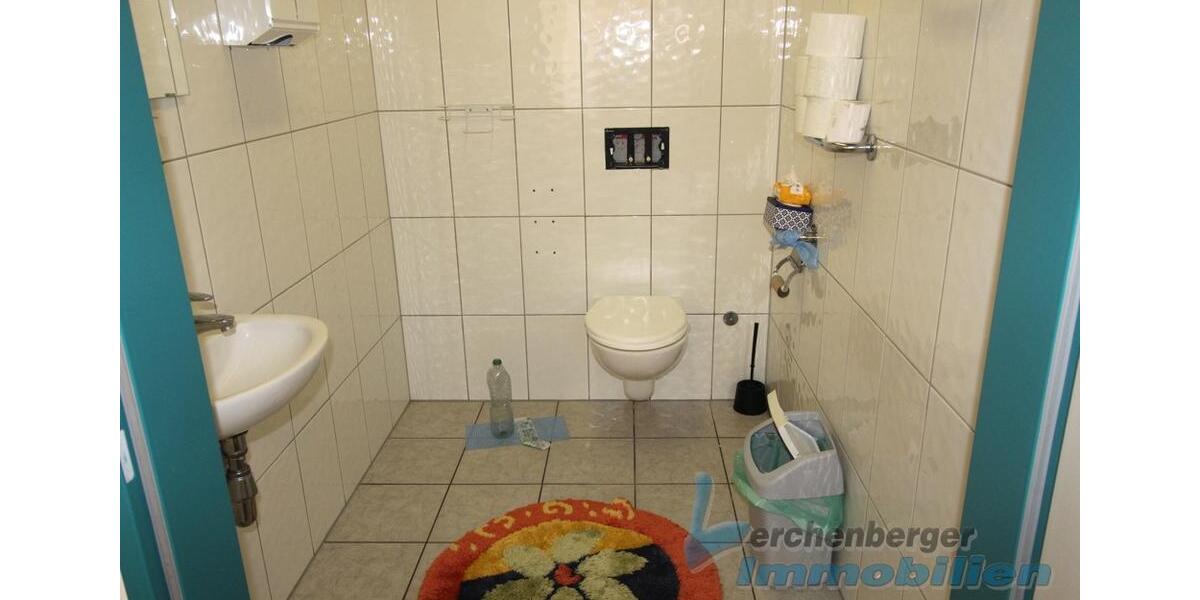 Erdgeschoßwohnung Simbach - 5 Zimmer, 180 m&sup2;, 900&euro; | Angebot:25342547