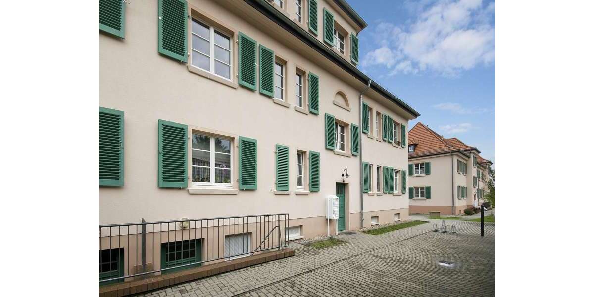 Etagenwohnung Lauta - 2 Zimmer, 51 m&sup2;, 300&euro; | Angebot:23558245