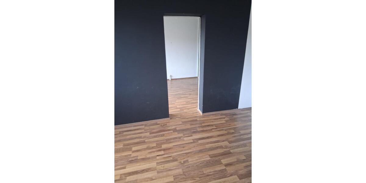 Etagenwohnung Drei Gleichen - 2 Zimmer, 47 m&sup2;, 270&euro; | Angebot:25231642