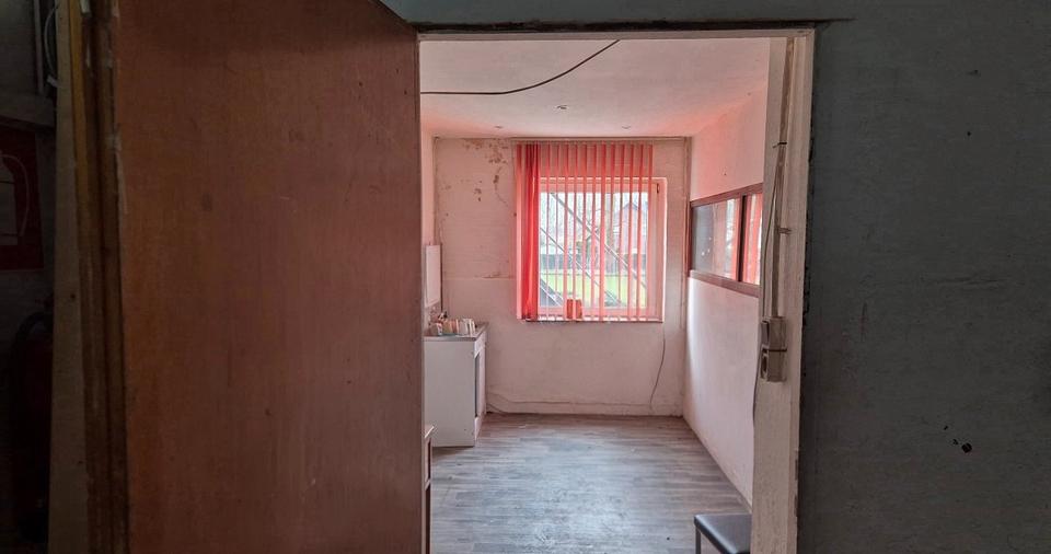Gewerbeobjekt Halle - 1.500&euro; | Angebot:26470153