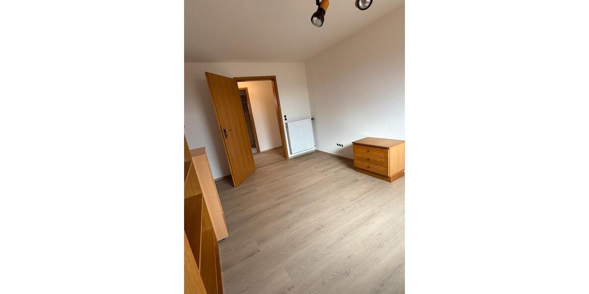Etagenwohnung Nattheim - 3 Zimmer, 85 m&sup2;, 800&euro; | Angebot:25760603