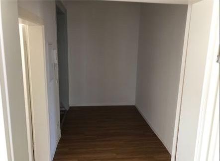 3-Raum-Wohnung in Pirna Copitz, große Zimmer, Abstellraum, Keller 3 zimmer