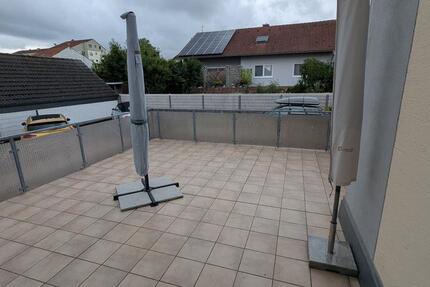 Wohnung Sinsheim - 2 Zimmer, 104 m&sup2;, 1.200&euro; | Angebot:26624337