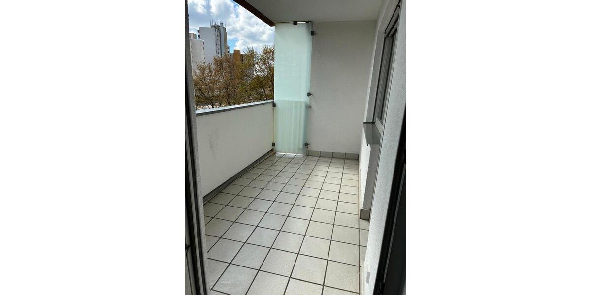 Etagenwohnung Würzburg Lengfeld - 2 Zimmer, 55 m&sup2;, 597&euro; | Angebot:26040541