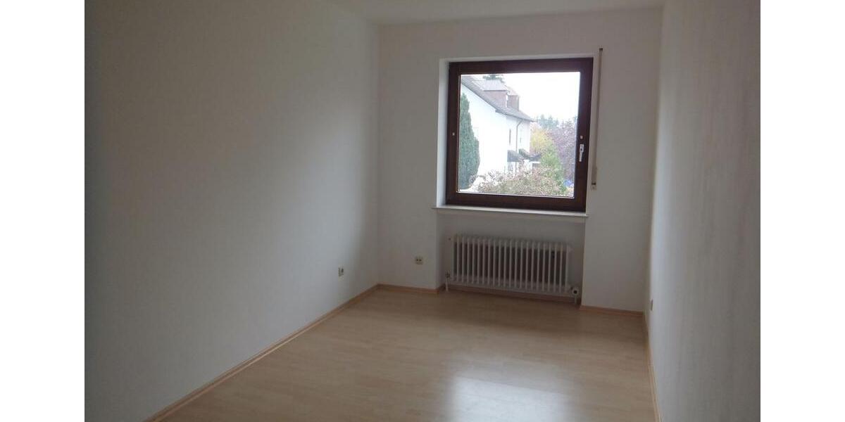 Reihenhaus Königsbrunn - 4 Zimmer, 103 m&sup2;, 1.500&euro; | Angebot:26579609