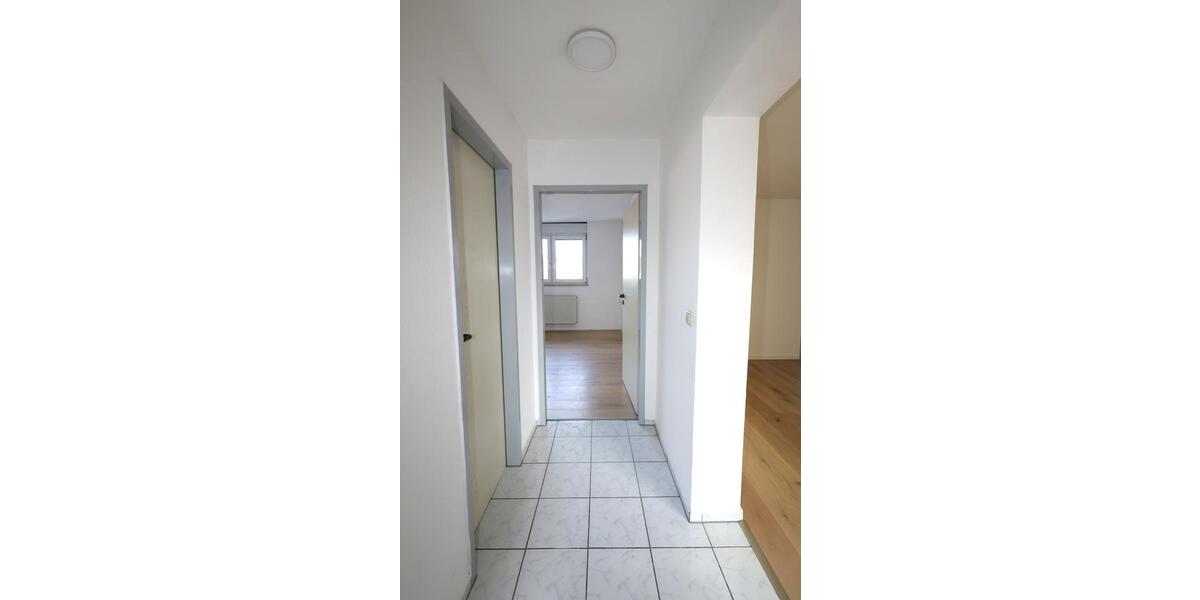 Etagenwohnung Dortmund Mengede - 4 Zimmer, 78 m&sup2;, 900&euro; | Angebot:25396301