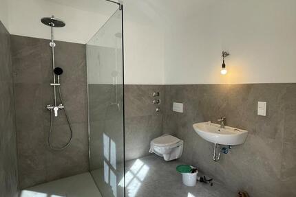 Wohnung Burghausen - 2 Zimmer, 60 m&sup2;, 725&euro; | Angebot:24719032