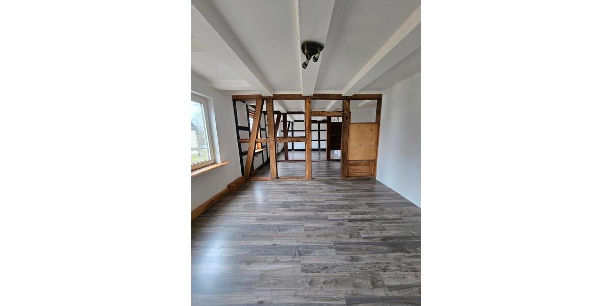 Etagenwohnung Aerzen - 3 Zimmer, 100 m&sup2;, 925&euro; | Angebot:24640427