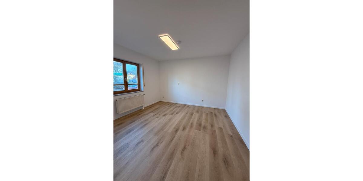 Erdgeschoßwohnung Walldürn - 2 Zimmer, 75 m&sup2;, 750&euro; | Angebot:24414360